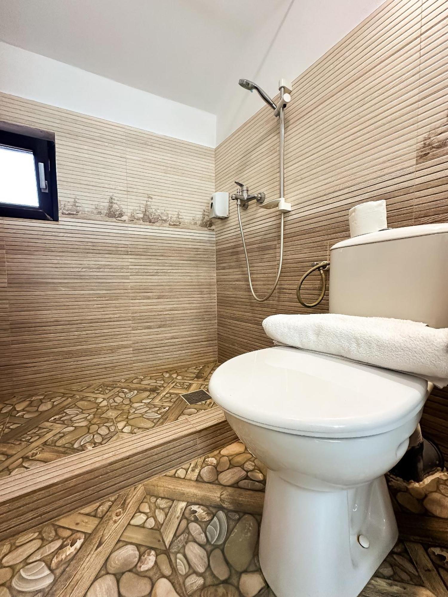 Atrium Apartment Central Free Parking Крайова Екстериор снимка